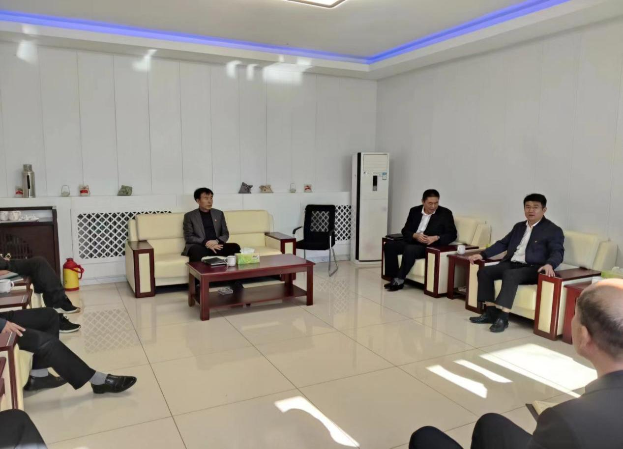 【学头脑 强党性 重实践 建新功】 加拿大pc28预测控股党委书记李文江带队至加拿大pc28预测机械调研指导事情